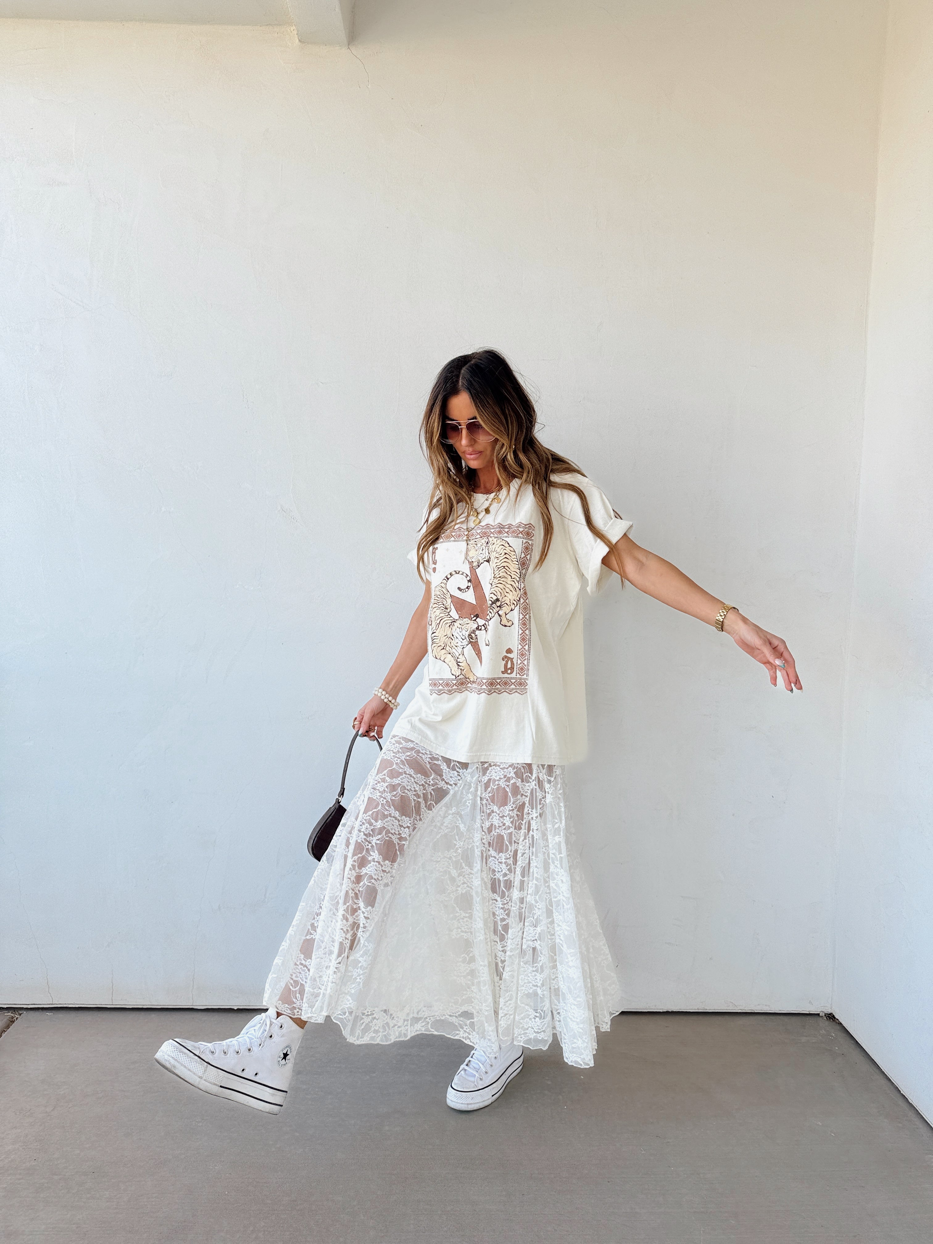 Caught You Looking Skirt// White