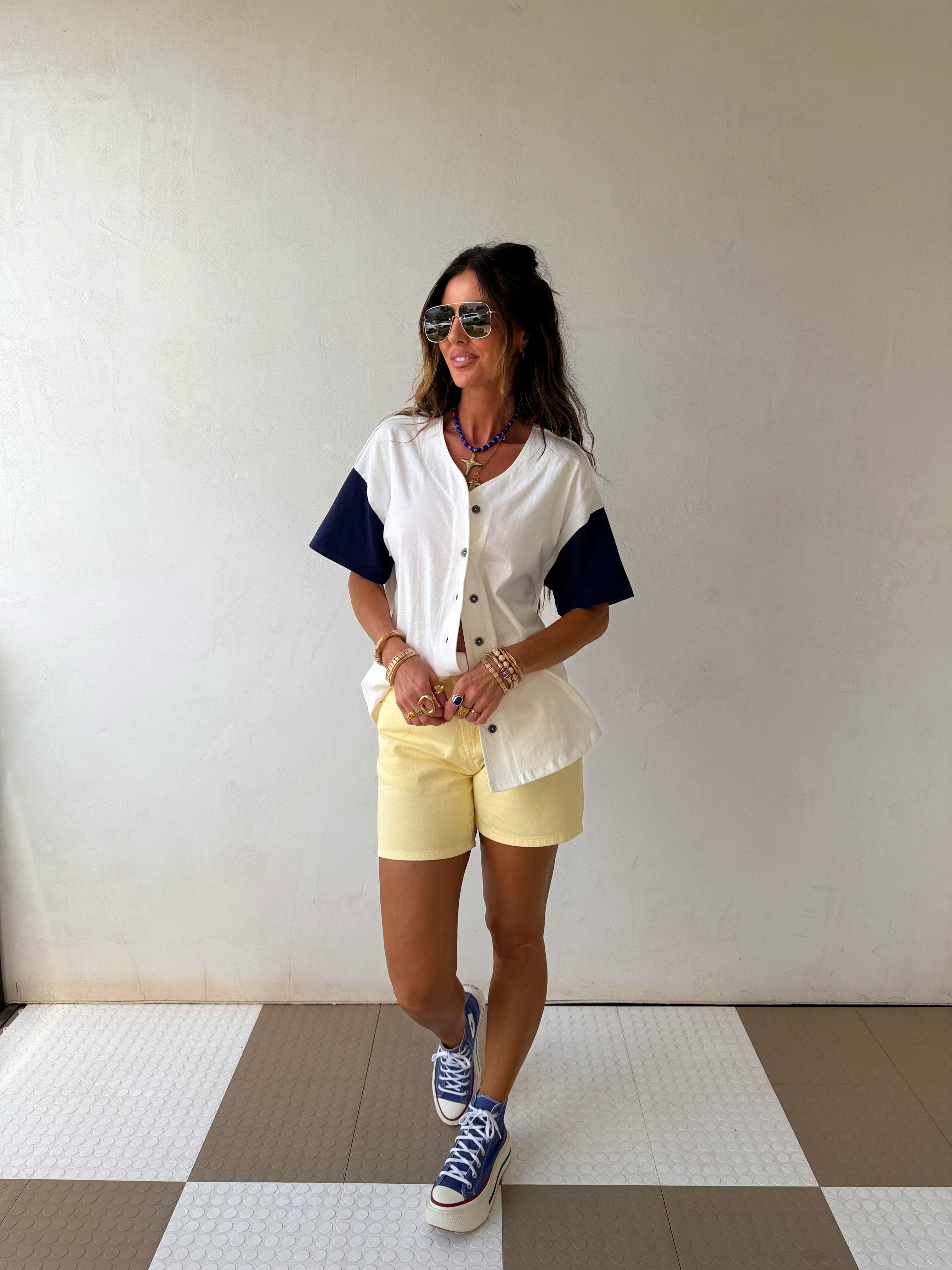 Baseball tee