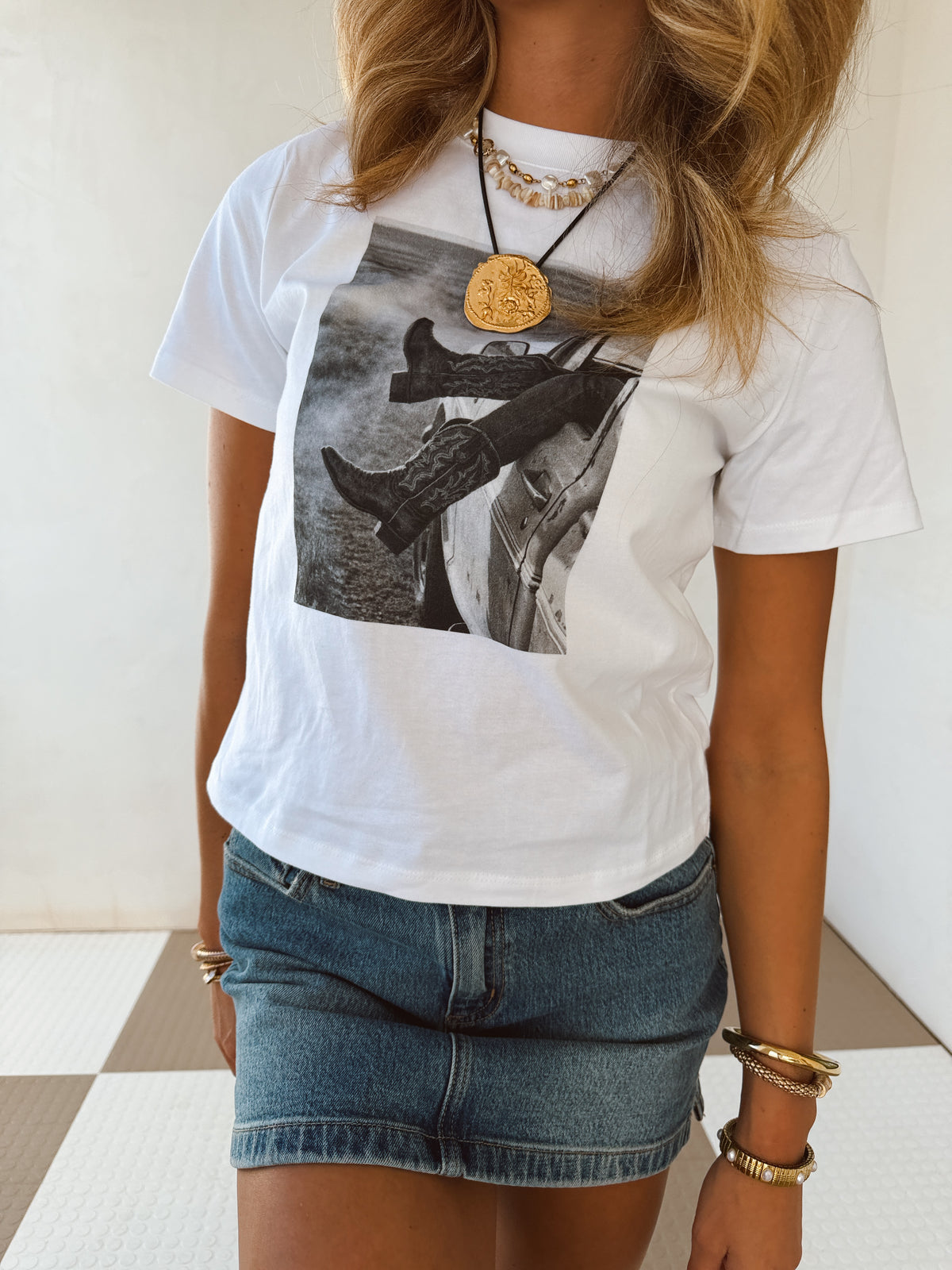 Out The window Tee