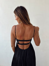 Load image into Gallery viewer, Onyx Queen Dress
