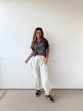 Load image into Gallery viewer, Jonas Graphic Tee//Black
