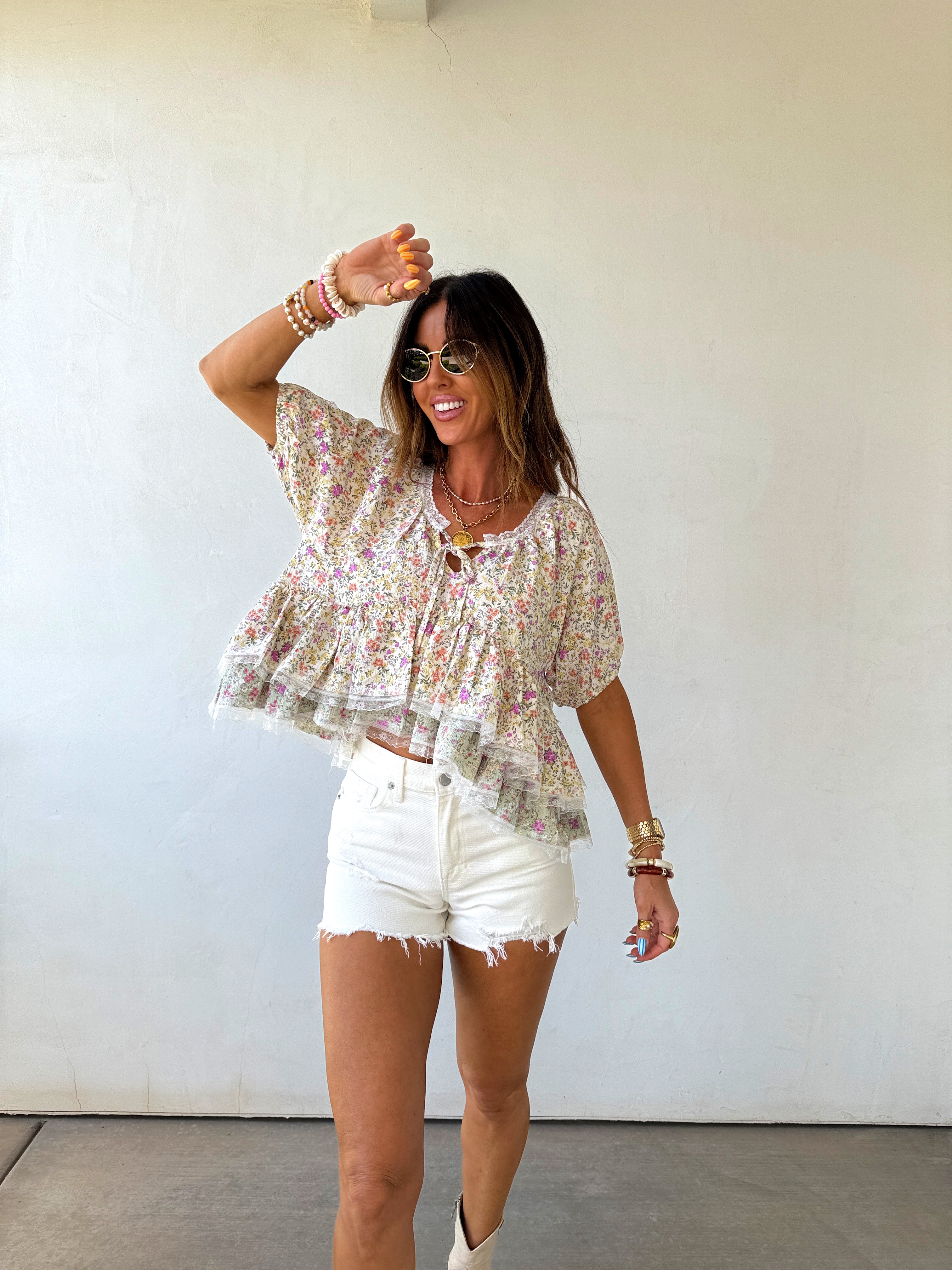 トップス sheller flower lace glitter peplum tops sheller flower lace glitter peplum tops 【公式通販】
