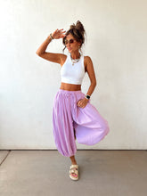 Load image into Gallery viewer, Orchid Balloon Pants
