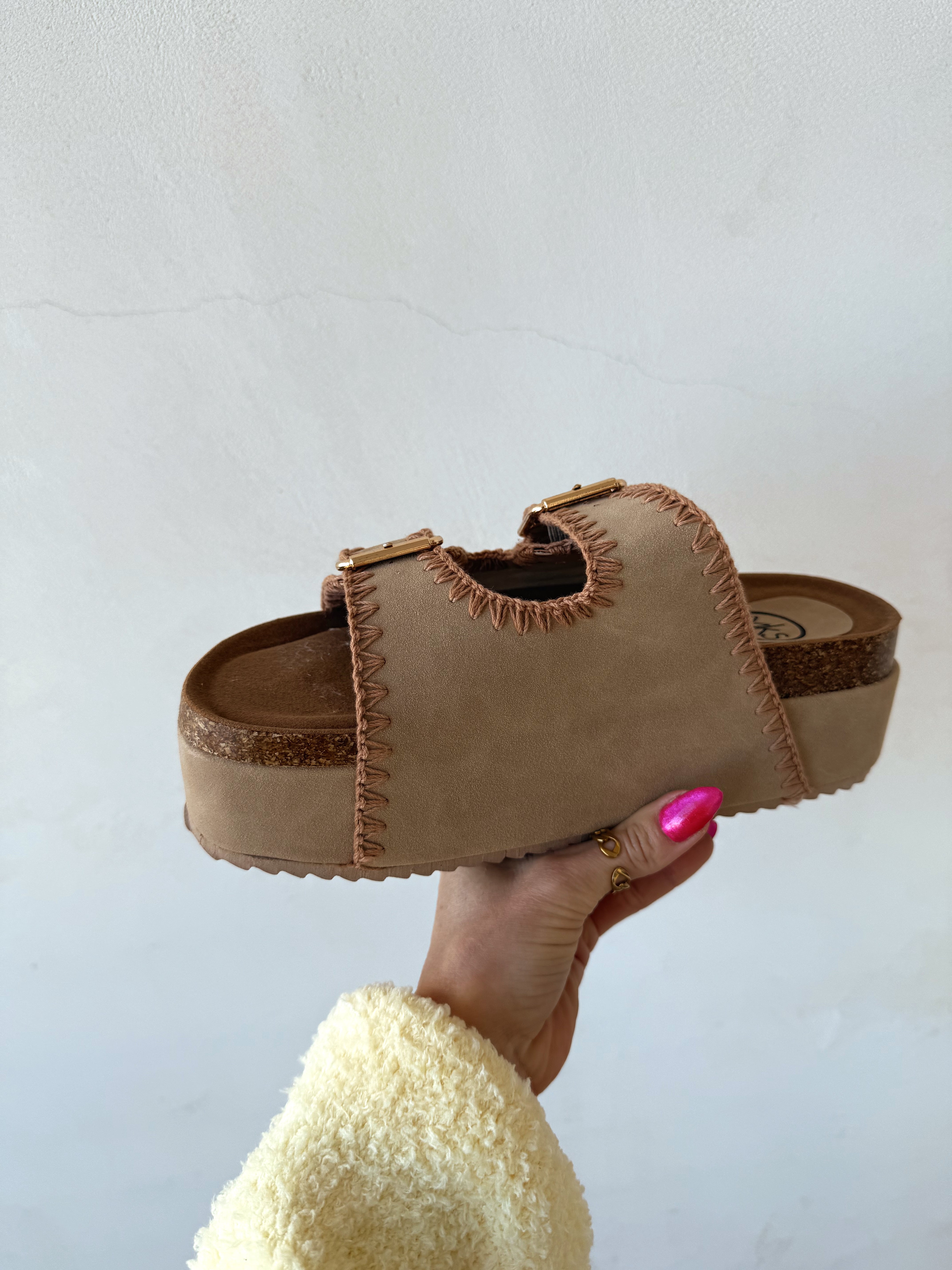 Sierra Stitch Platform Sandals