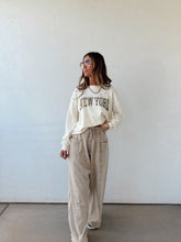 Load image into Gallery viewer, New York Sweatshirt
