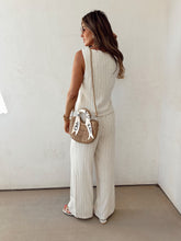 Load image into Gallery viewer, Summer Linen Soirée
