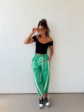 Load image into Gallery viewer, Jump Street Pants//Green
