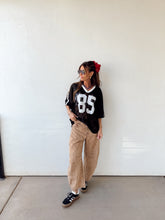 Load image into Gallery viewer, 85 Jersey Top//Black
