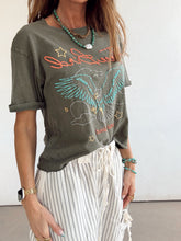 Load image into Gallery viewer, Jonas Graphic Tee//Olive
