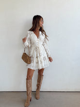 Load image into Gallery viewer, Autumns Gaze Dress
