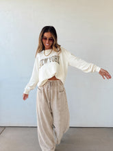 Load image into Gallery viewer, New York Sweatshirt
