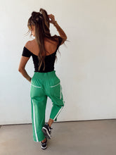 Load image into Gallery viewer, Jump Street Pants//Green
