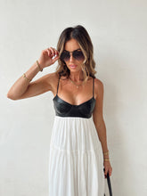 Load image into Gallery viewer, Onyx Queen Dress
