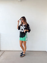 Load image into Gallery viewer, 85 Jersey Top//Black
