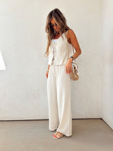 Load image into Gallery viewer, Summer Linen Soirée
