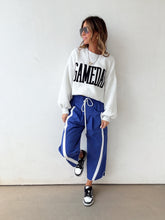 Load image into Gallery viewer, Jump Street Pants//Blue
