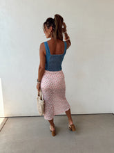 Load image into Gallery viewer, Picking Roses Skirt
