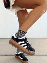 Load image into Gallery viewer, Check you out socks
