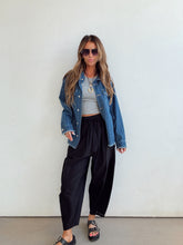 Load image into Gallery viewer, Cool And Collared Denim Jacket
