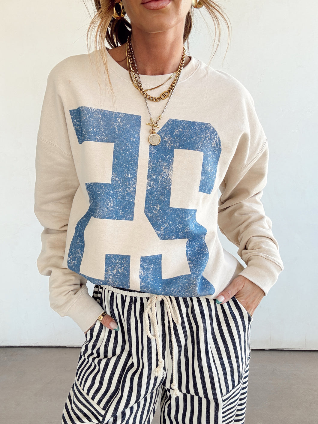 25 Sweatshirt