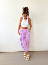 Load image into Gallery viewer, Orchid Balloon Pants
