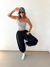 Load image into Gallery viewer, Ezra Balloon Pants
