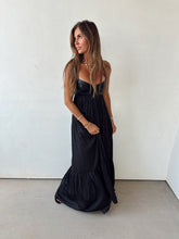 Load image into Gallery viewer, Onyx Queen Dress
