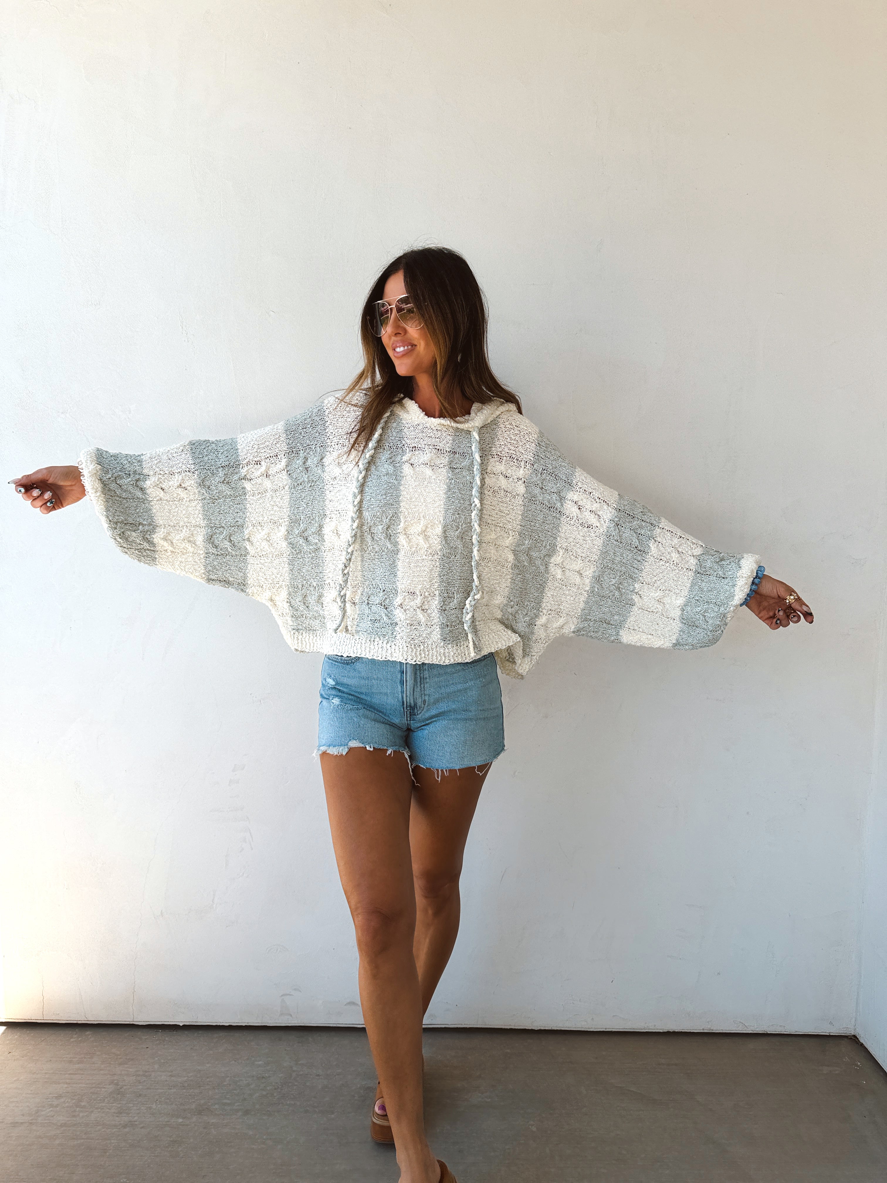 Beachy Vibes Pullover