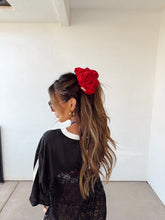 Load image into Gallery viewer, Kaxi Jumbo Scrunchie
