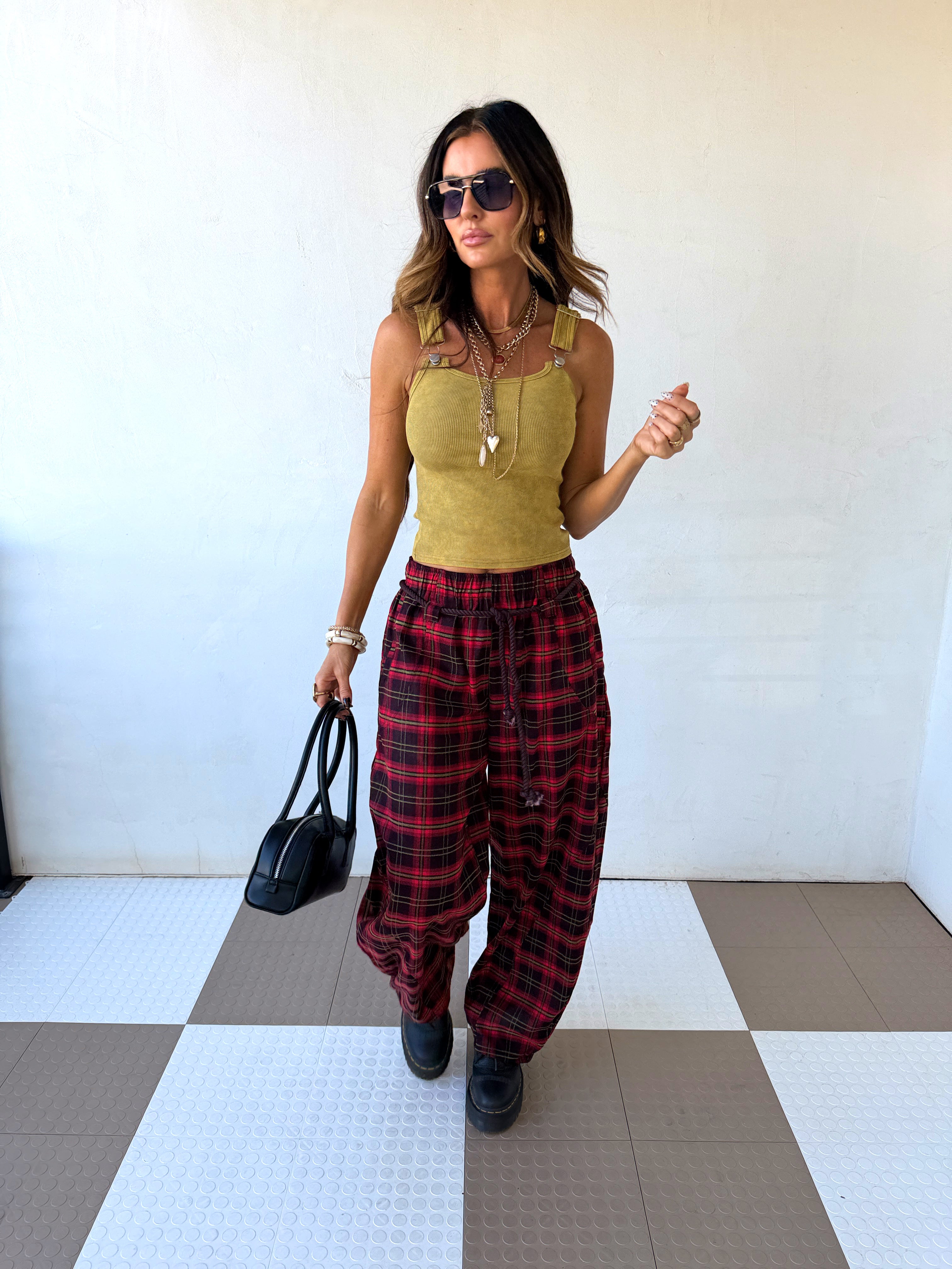Buckle Tank