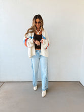 Load image into Gallery viewer, Contrast Edge Denim
