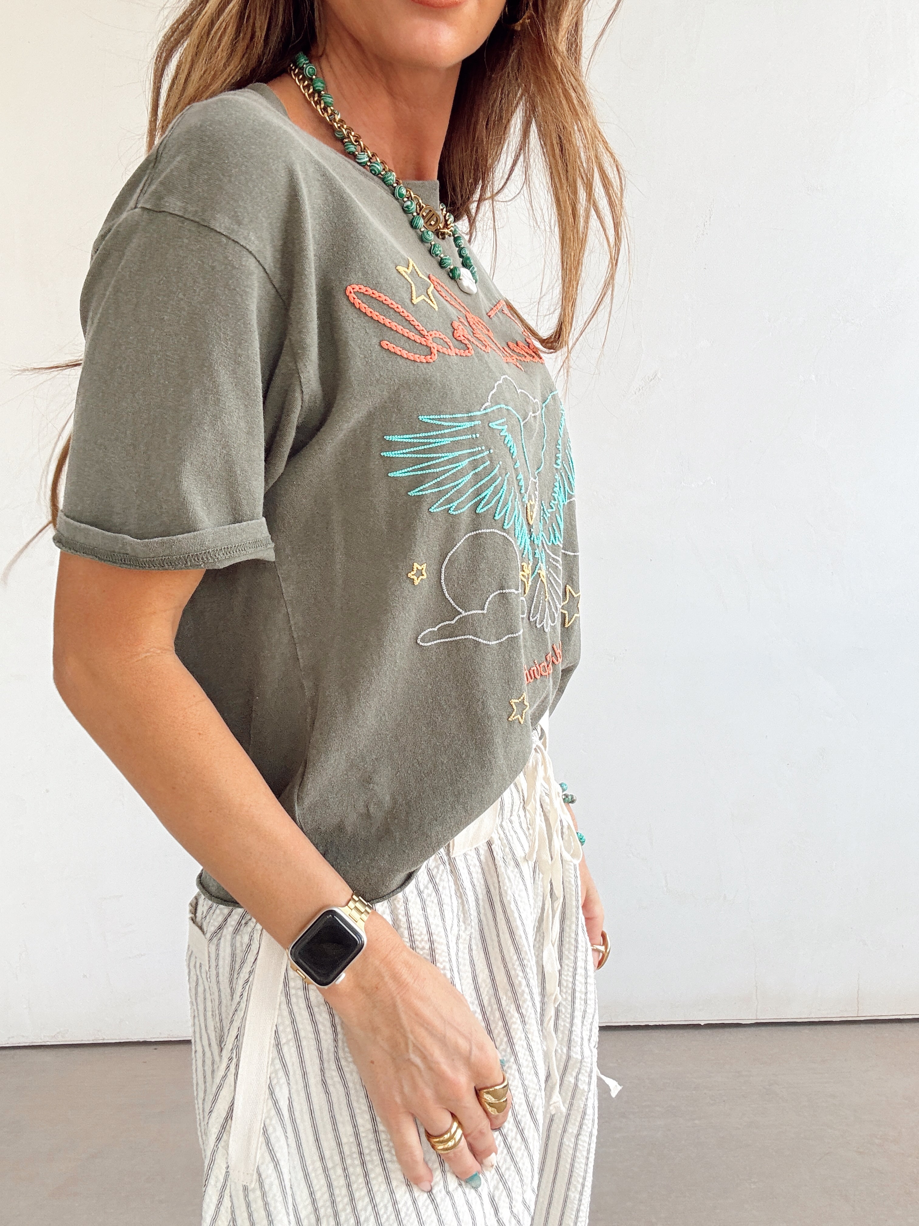 Free Bird Graphic Tee//Olive