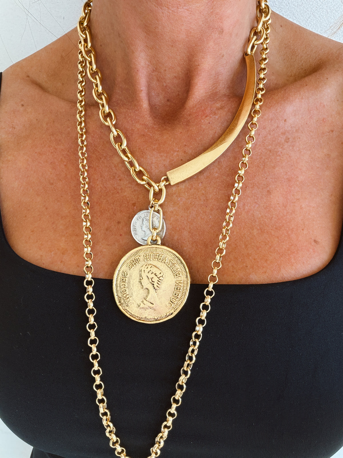 Queen Necklace