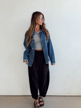 Load image into Gallery viewer, Cool And Collared Denim Jacket
